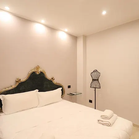 Modern Deluxe Oasis - 10 Min To Center, 2 Suites, Ac & Wi-fi *